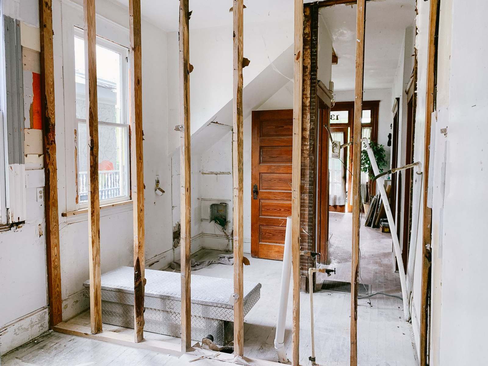 Before You Renovate a UAE Villa: A Contractor Checklist