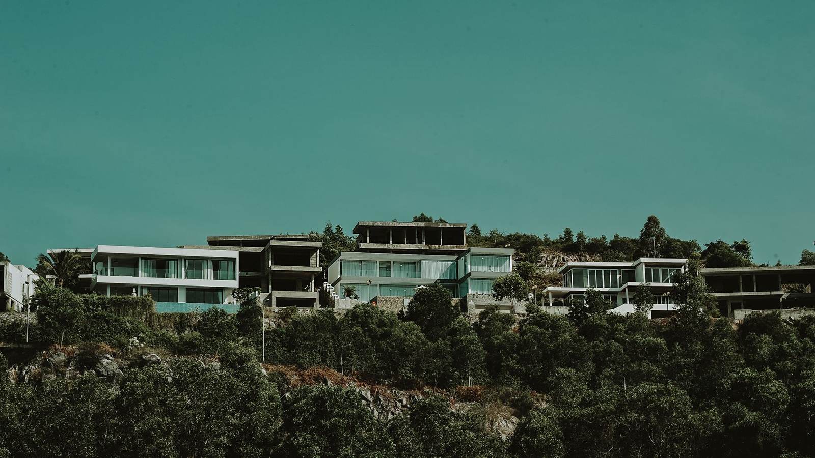 Villa construction and building works