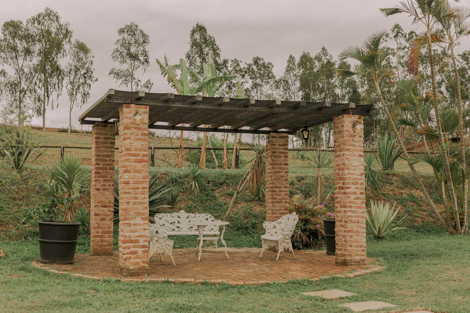 Pergola &amp; Gazebo Work — Alqamar Albariz Technical Services Works